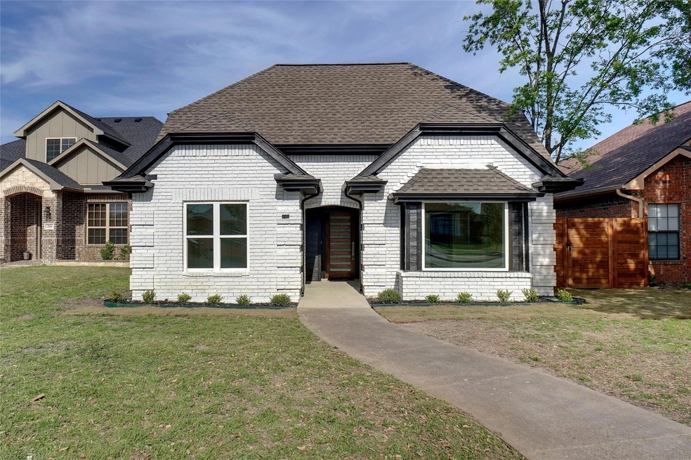 214 Piccadilly Cir, Wylie, TX 75098 - photo 1
