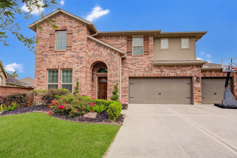 Welcome to your dream home! This exquisite residen