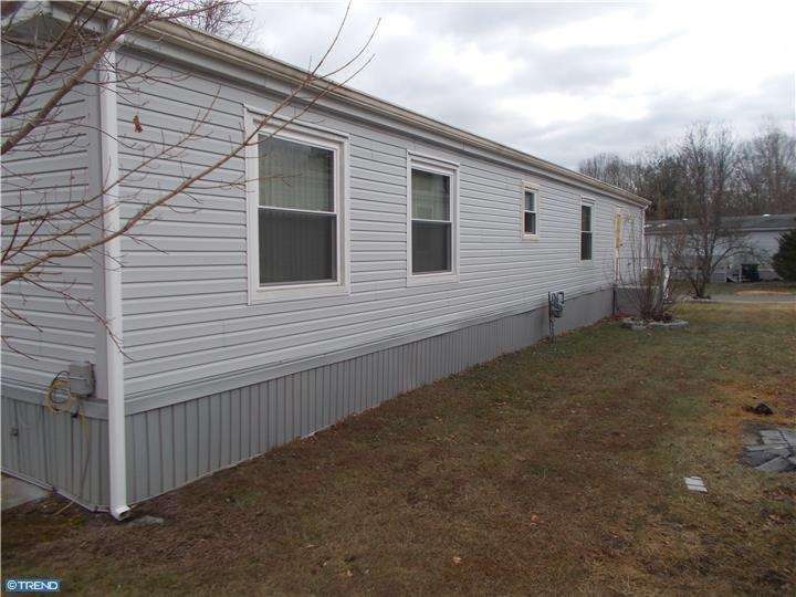 461 Sycamore Ave, Sicklerville, NJ 08081 - photo 1