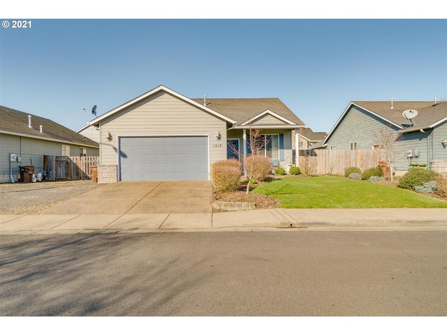 1018 Julie Ln, Molalla, OR 97038 - photo 1