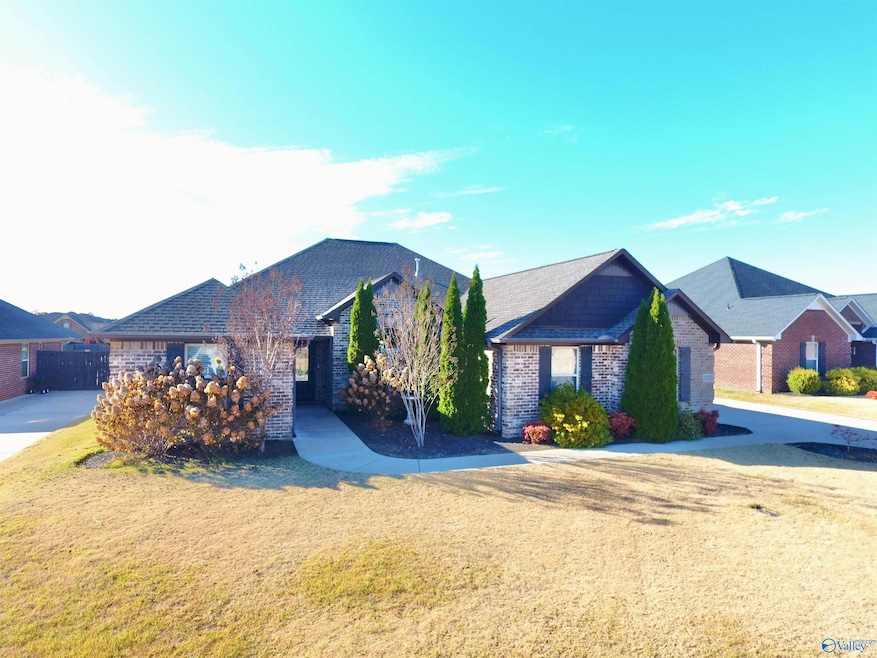 For Sale $398,900 • Co-Listing Agent