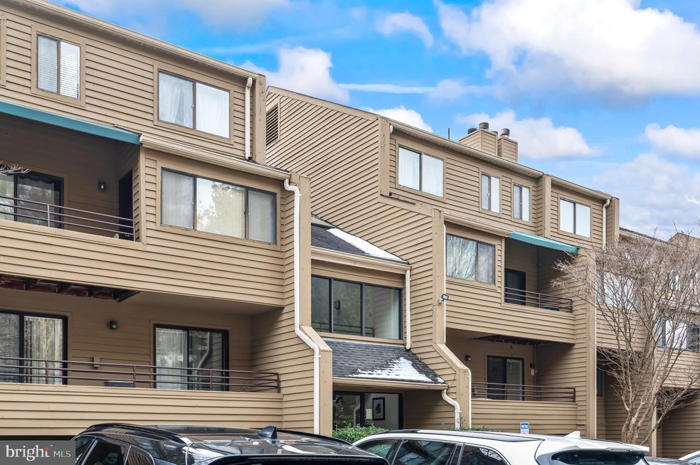 6903 Jones View Dr unit 3B, Baltimore, MD 21209 - photo 1