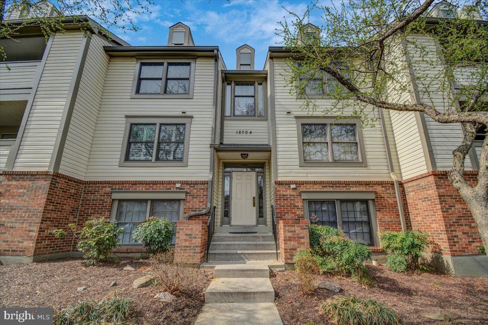 18704 Caledonia Ct, Germantown, MD 20874 - photo 1