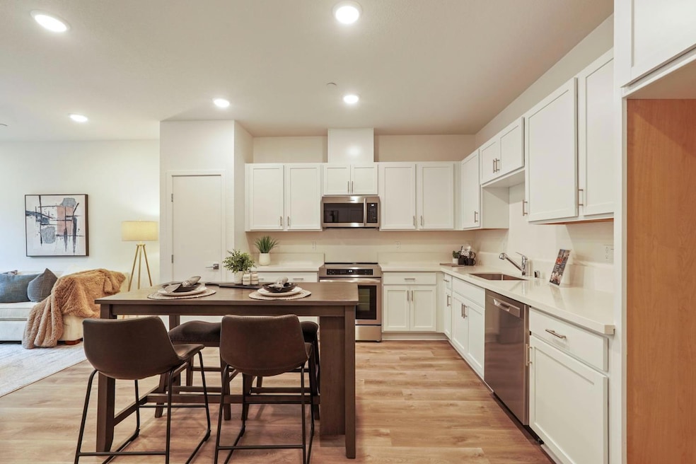 6141 Bridgecross Dr, Sacramento, CA 95835 - photo 1