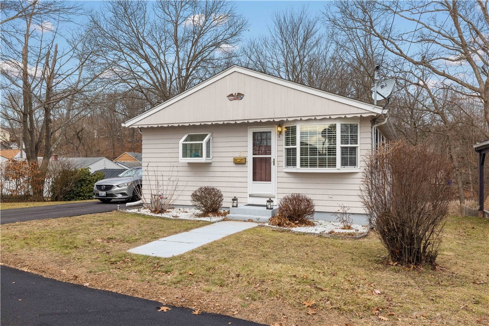 21 Muriel Ave, North Providence, RI 02911 - photo 1