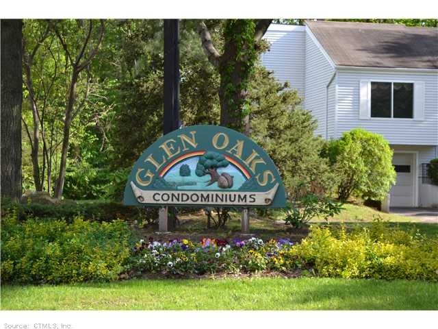 70 Cottonwood Rd unit 70, Newington, CT 06111 - photo 1