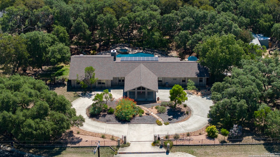 10762 Parrigin Rd, Helotes, TX 78023 - photo 1