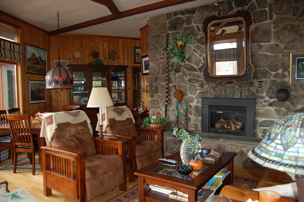 117 Basswood Ln E, Hawley, PA 18428 - photo 1