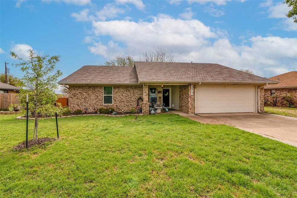 3213 Richelieu St, Sherman, TX 75090 - photo 1