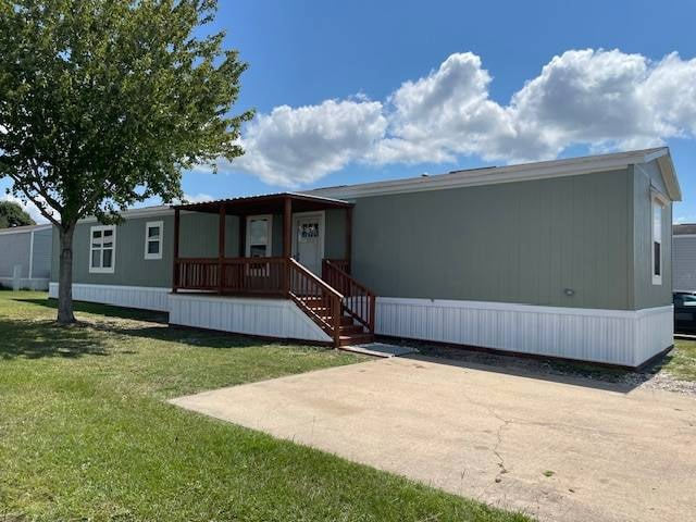 2300 Ward Bend Rd unit 168, Sealy, TX 77474 - photo 1