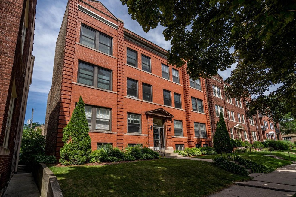 Welcome to The Eastmore!