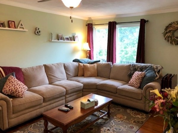 180B River St unit 6, Waltham, MA 02453 - photo 1