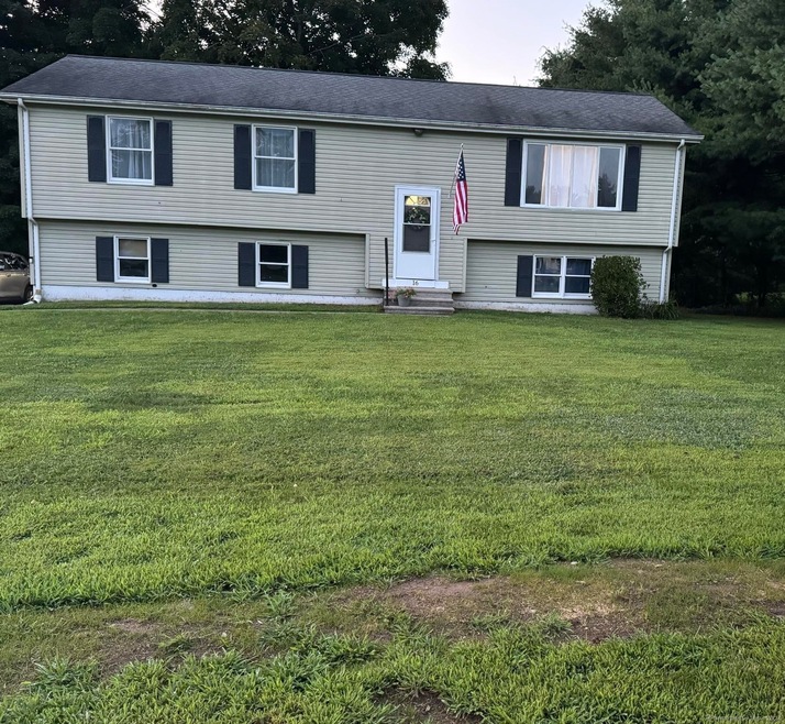 16 Melinda Terrace, Danielson, CT 06239 - photo 1