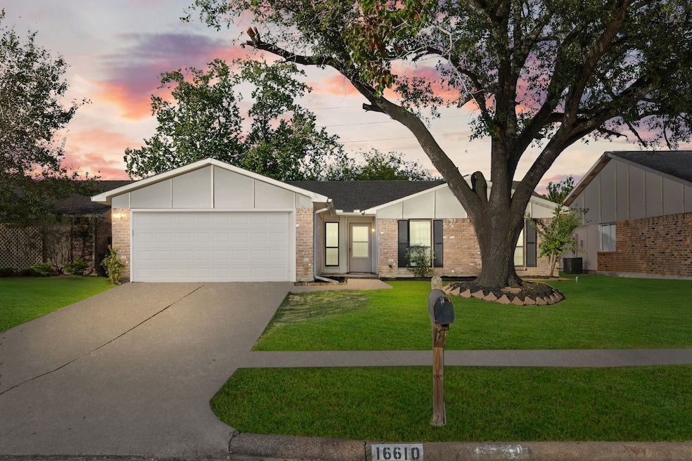 For Rent $1,900/month