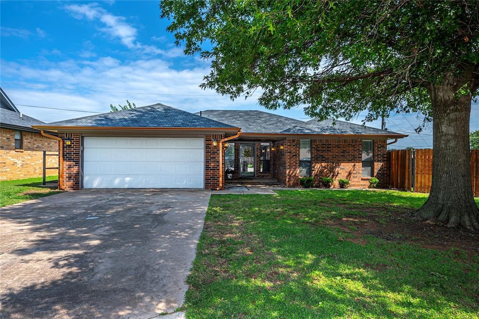Pending $229,900 • Co-Listing Agent