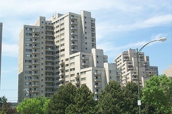 Seawatch Towers unit 614, Revere, MA 02151 - photo 1