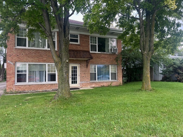 1407 E Roosevelt Rd unit 2C, Wheaton, IL 60187 - photo 1