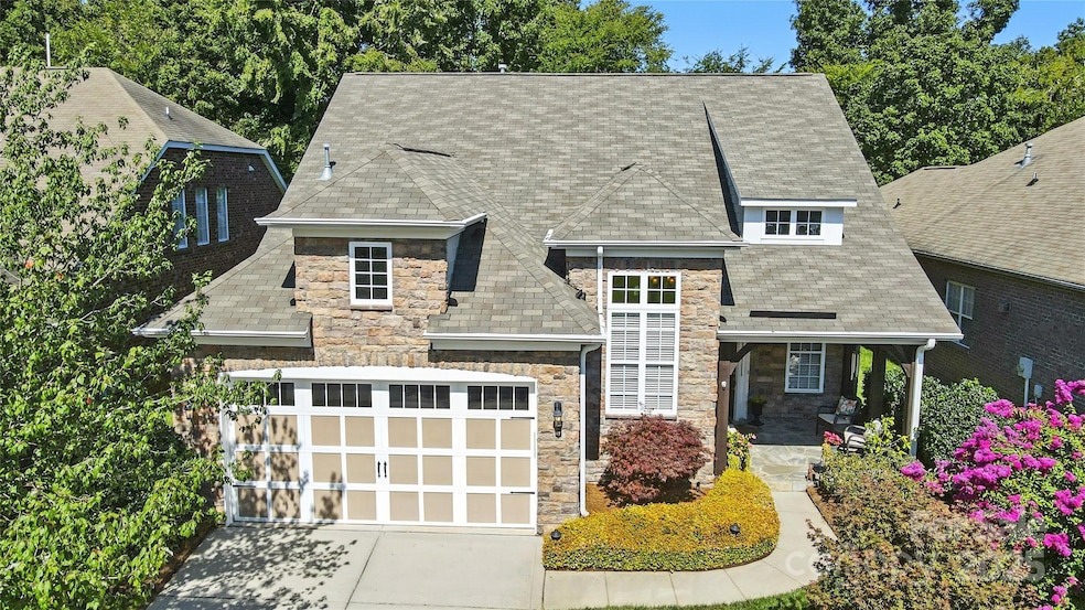 For Sale $700,000 • Co-Listing Agent