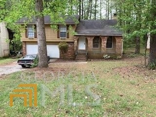 8899 Raven Dr, Jonesboro, GA 30238 - photo 1