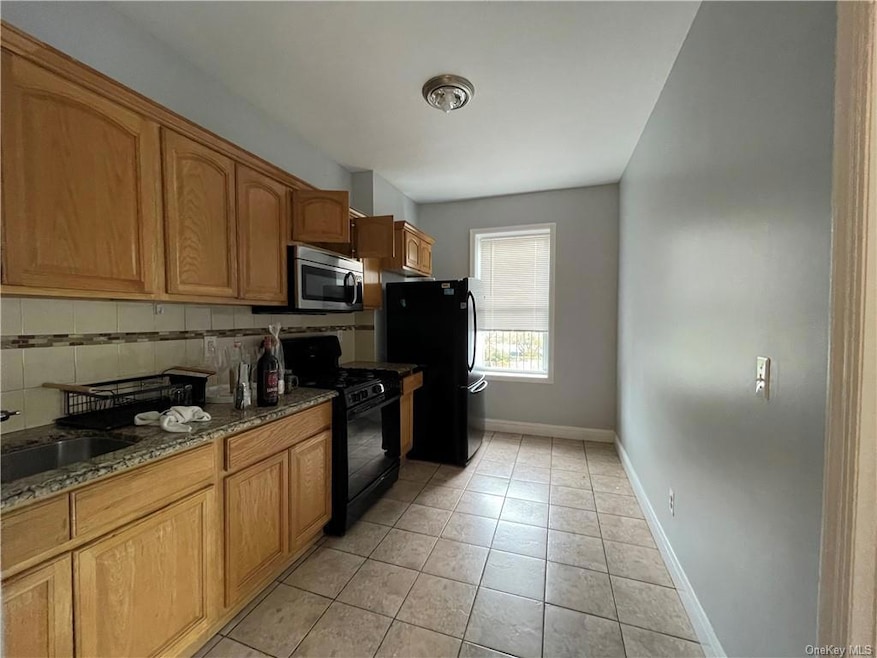 730 van Nest Ave, Bronx, NY 10462 - photo 1