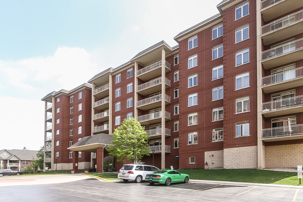 8340 Callie Ave unit E604, Morton Grove, IL 60053 - photo 1