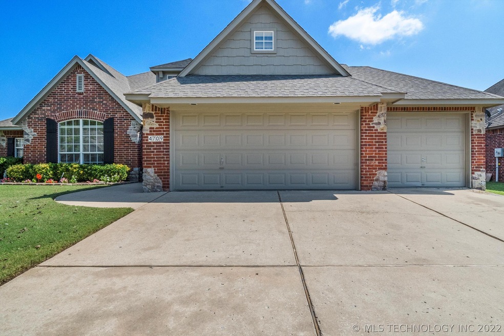 4709 S Poplar Ave, Broken Arrow, OK 74011 - photo 1