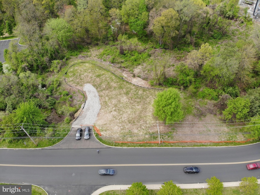 310 Knowles Ave, Southampton, PA 18966 - photo 1