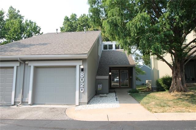 8020 Colony Ln, Lenexa, KS 66215 - photo 1