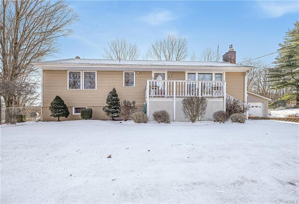 252 Red Mills Rd, Pine Bush, NY 12566 - photo 1