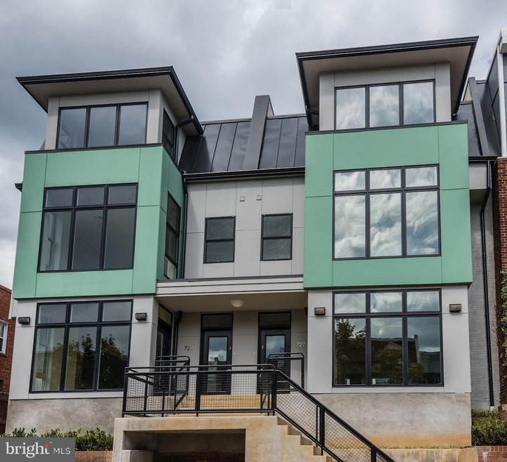 727 Hobart Place NW unit 2, Washington, DC 20001 - photo 1