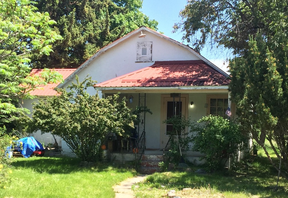 1045 E Oregon St, Kalispell, MT 59901 - photo 1