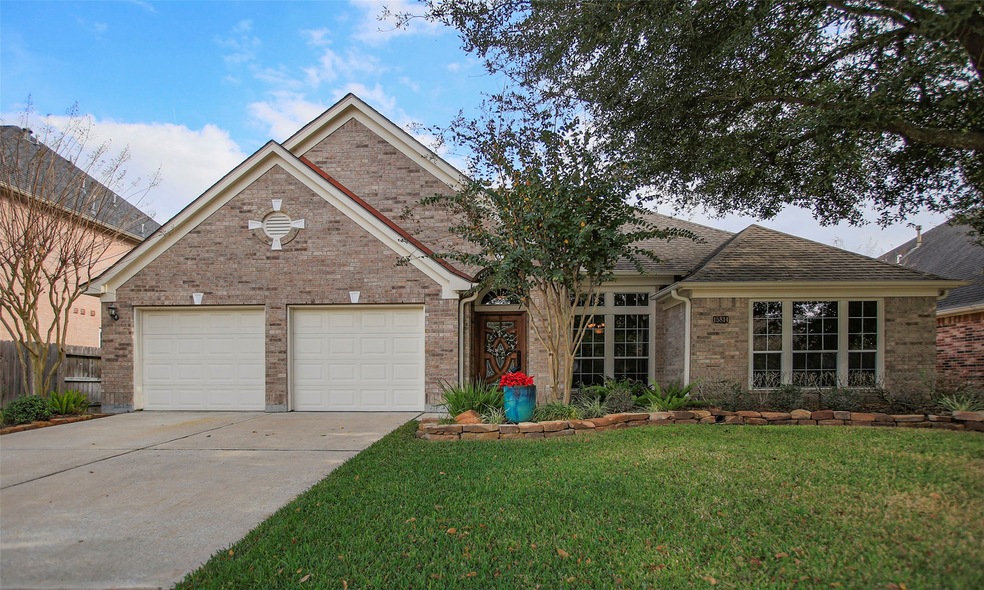 15814 Maplewick Dr, Tomball, TX 77377 - photo 1
