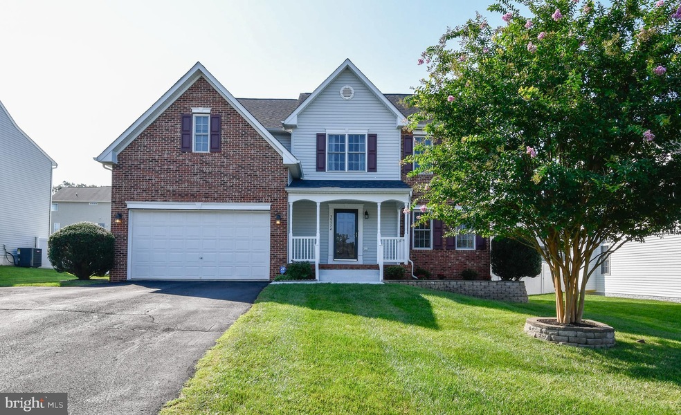 35374 Hawks Nest Ct, Locust Grove, VA 22508 - photo 1