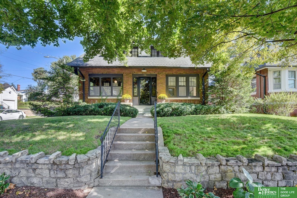 1701 S 33rd St, Omaha, NE 68105 - photo 1