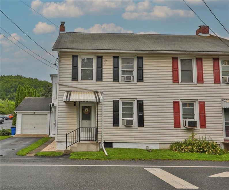 272 Race St, Bath, PA 18014 - photo 1
