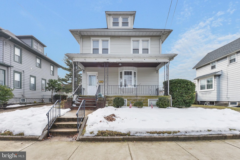 908 Monmouth St, Gloucester City, NJ 08030 - photo 1