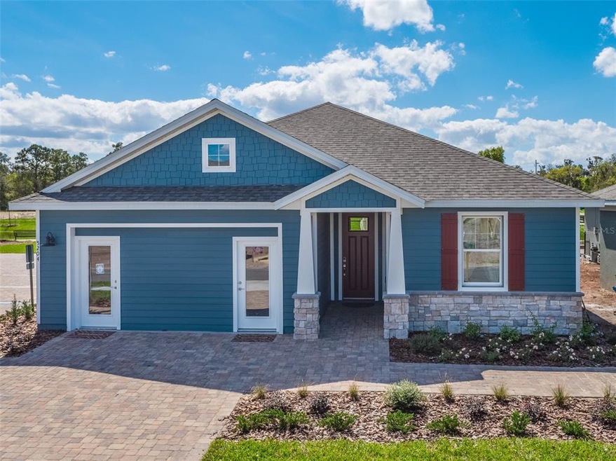 5204 Tracie Way, Saint Cloud, FL 34771 - photo 1