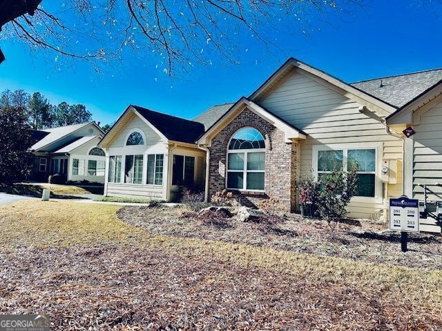 201 Silver Summit Dr SE, Conyers, GA 30094 - photo 1