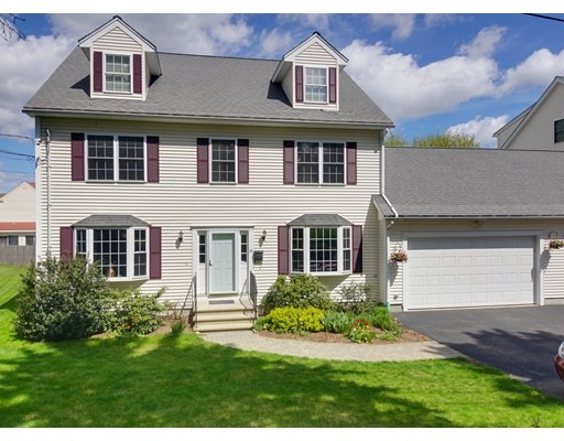 5 Melvin St unit A, Wakefield, MA 01880 - photo 1