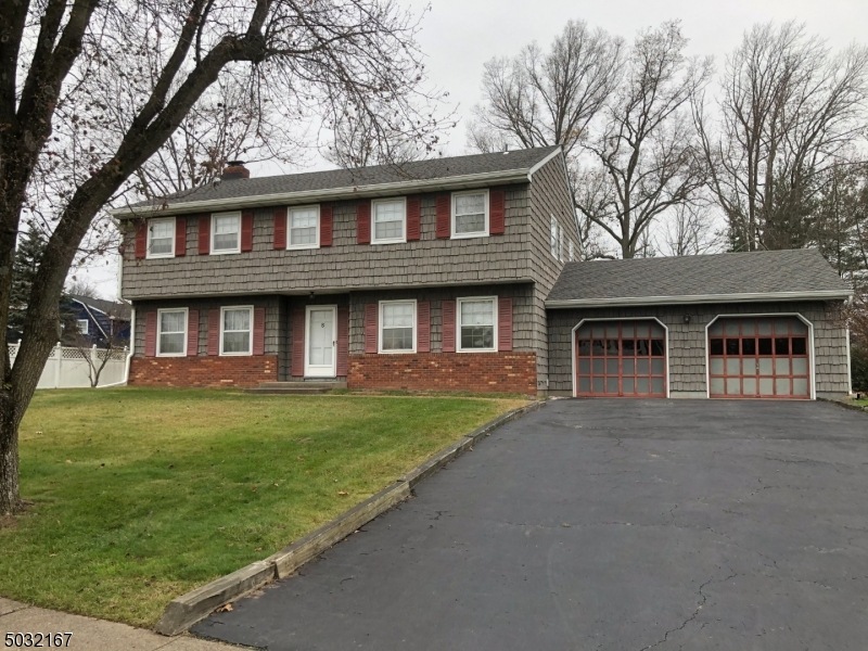 8 Linda St, Parsippany, NJ 07054 - photo 1