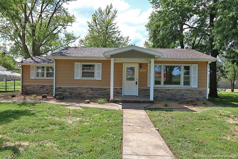 1634 Doubet Rd, Farmington, MO 63640 - photo 1