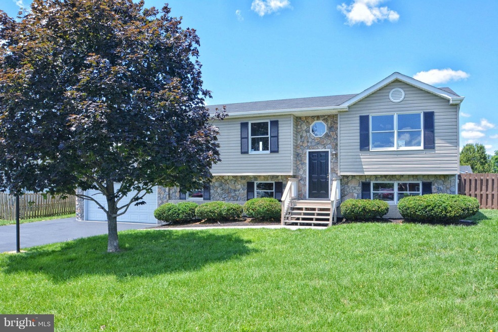 146 Breckenridge Ct, Strasburg, VA 22657 - photo 1