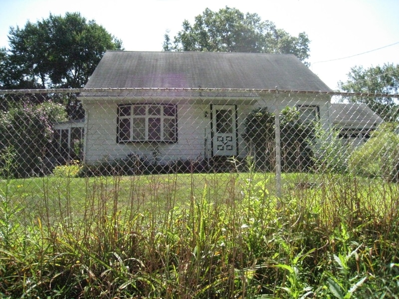 72 Canfield Ave, Mine Hill, NJ 07803 - photo 1