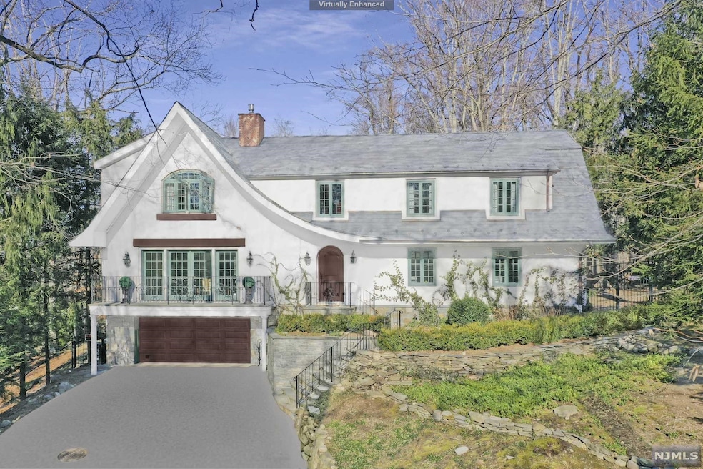 9 N Church Rd, Saddle River, NJ 07458 - photo 1