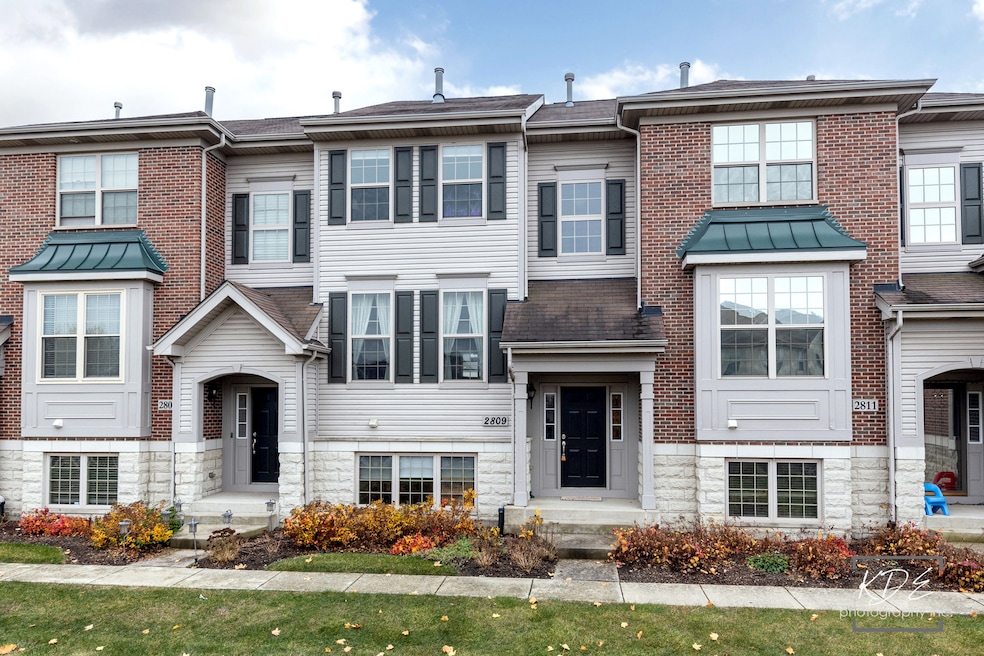 2809 Blakely Ln unit 24, Naperville, IL 60540 - photo 1