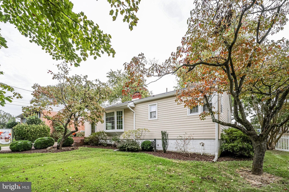 7003 Grove Rd, Alexandria, VA 22306 - photo 1