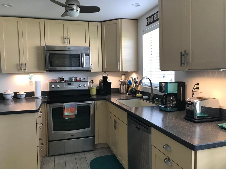 371 Sheffield P, West Palm Beach, FL 33417 - photo 1