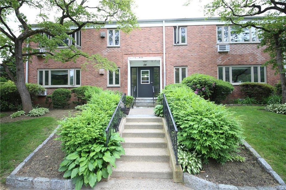 54 Lawrence Dr unit C, White Plains, NY 10603 - photo 1
