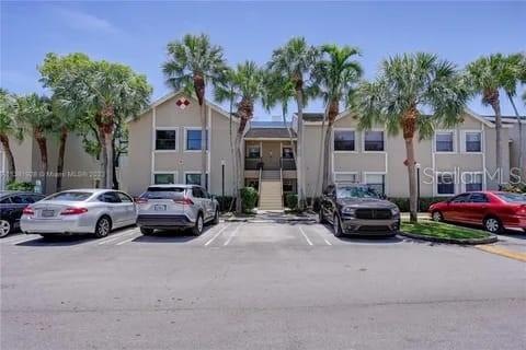 9633 Riverside Dr unit E5, Coral Springs, FL 33071 - photo 1