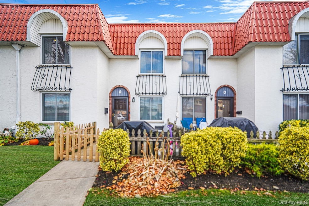 2 Alhambra Dr, Oceanside, NY 11572 - photo 1